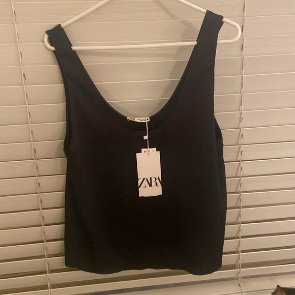 Tank top - Picture 3 of 4